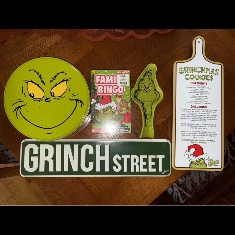 Grinch home bundle.